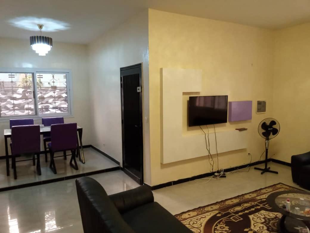 Apartament Ker Adja Ziguinchor Zewnętrze zdjęcie