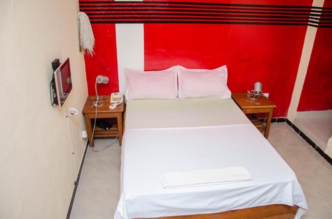 Apartament Ker Adja Ziguinchor Zewnętrze zdjęcie